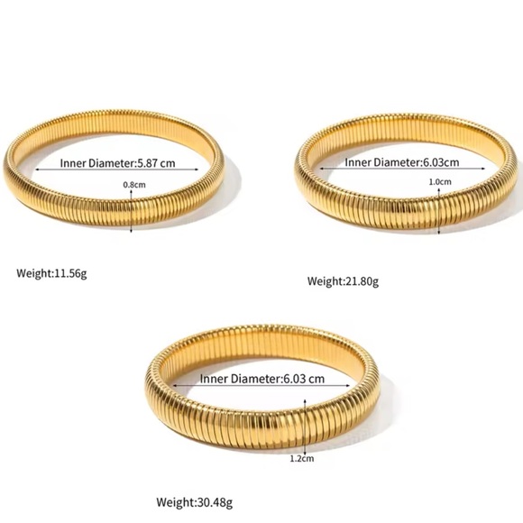 ◾️18K Gold Plated Flexible Ribbed Designed Bracelet - Picture 6 of 15